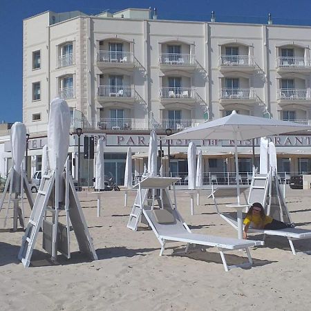 Hotel Paradise Порто-Чезарео Экстерьер фото